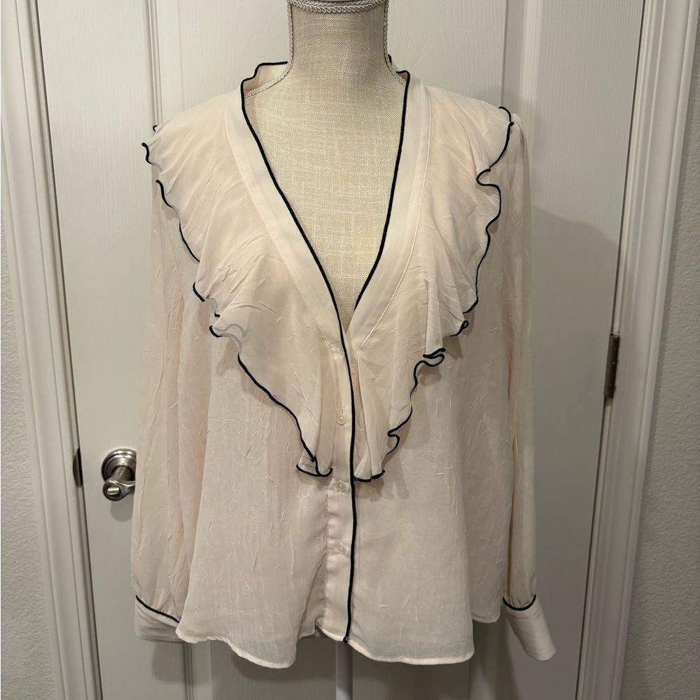 Worn once Elegant Zara Cream Ruffled Women's Top
